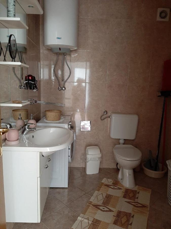 Apartments With A Parking Space Cizici, Krk - 15415 Malinska Bagian luar foto
