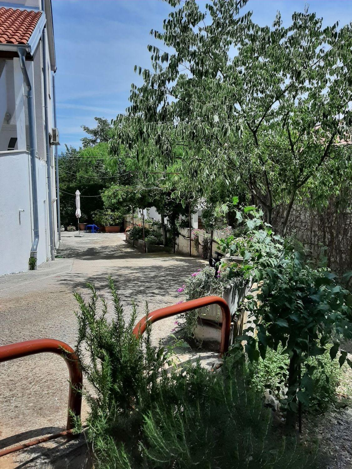 Apartments With A Parking Space Cizici, Krk - 15415 Malinska Bagian luar foto